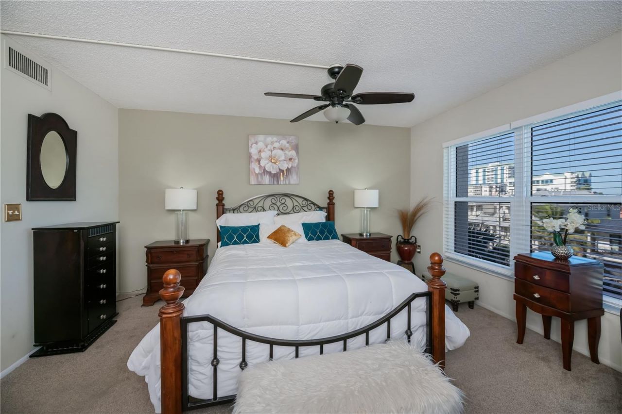 1001 Benjamin Franklin Drive, Unit 406, Sarasota, FL 34236 Photo