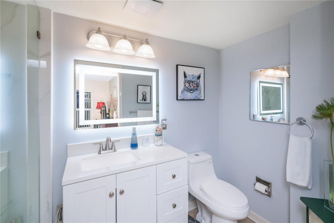 1001 Benjamin Franklin Drive, Unit 406, Sarasota, FL 34236 Photo