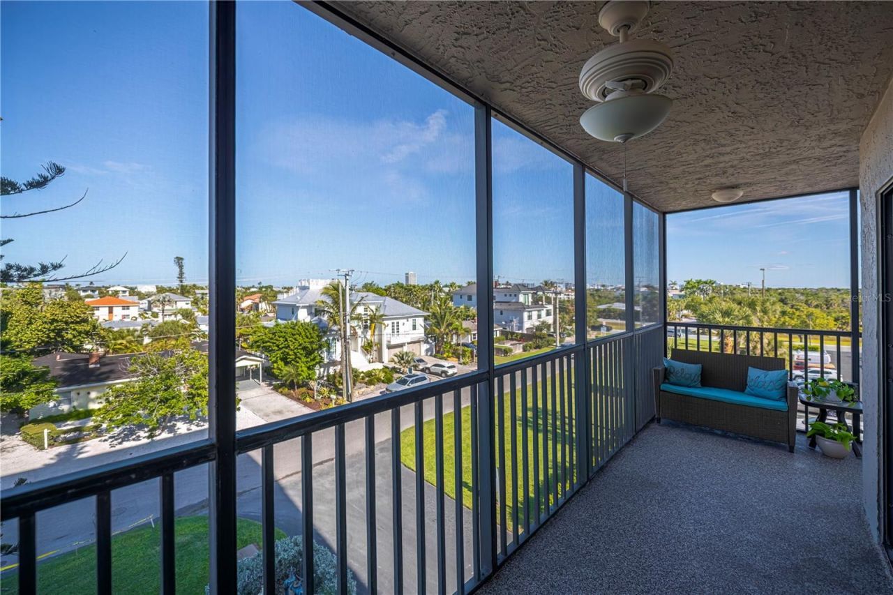 1001 Benjamin Franklin Drive, Unit 406, Sarasota, FL 34236 Photo