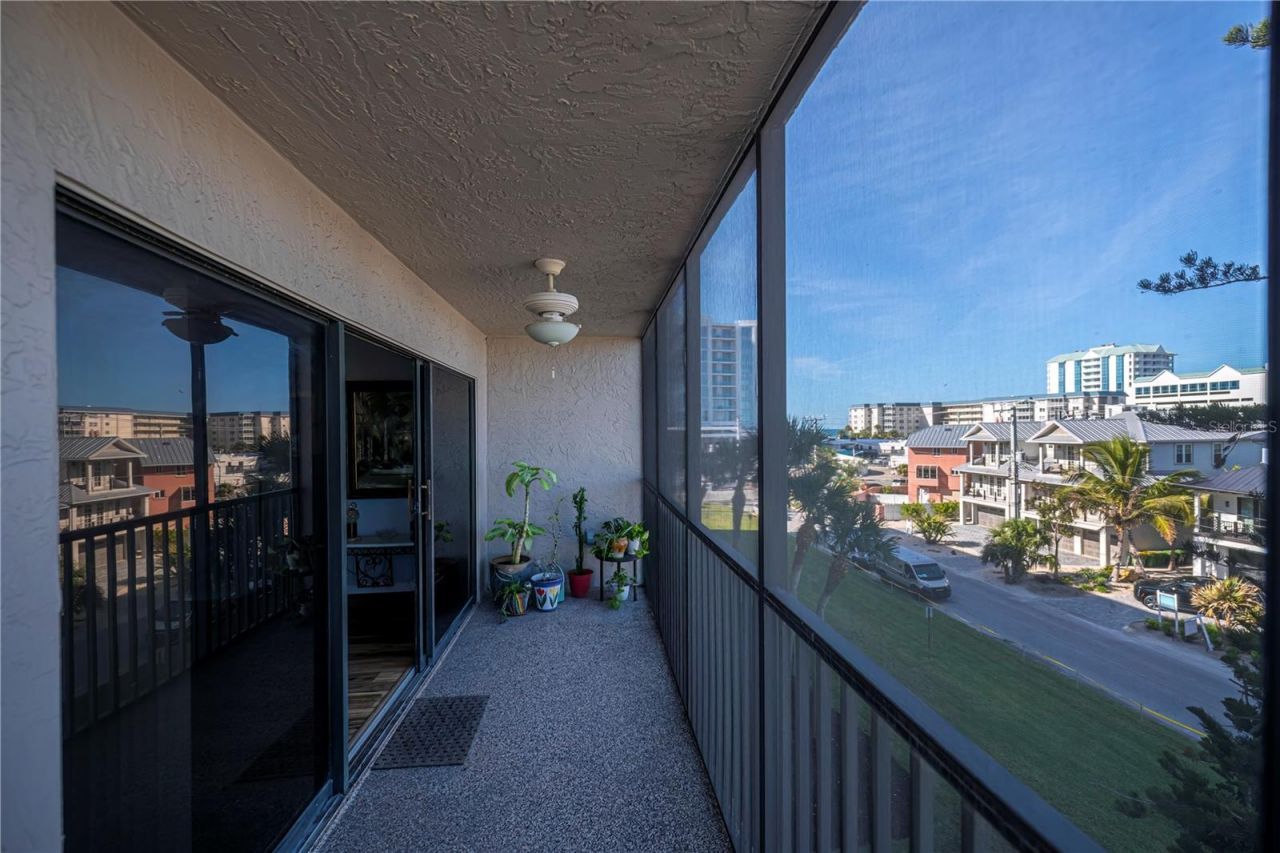 1001 Benjamin Franklin Drive, Unit 406, Sarasota, FL 34236 Photo