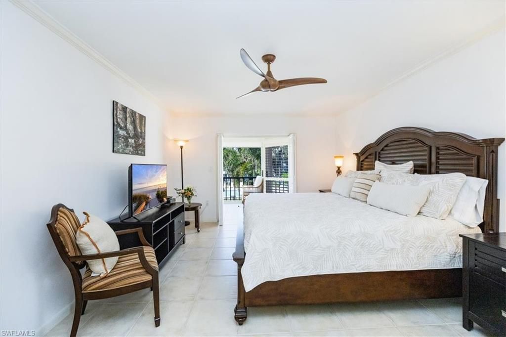 3200 Binnacle Dr, Unit C4, Naples, FL 34103 Photo