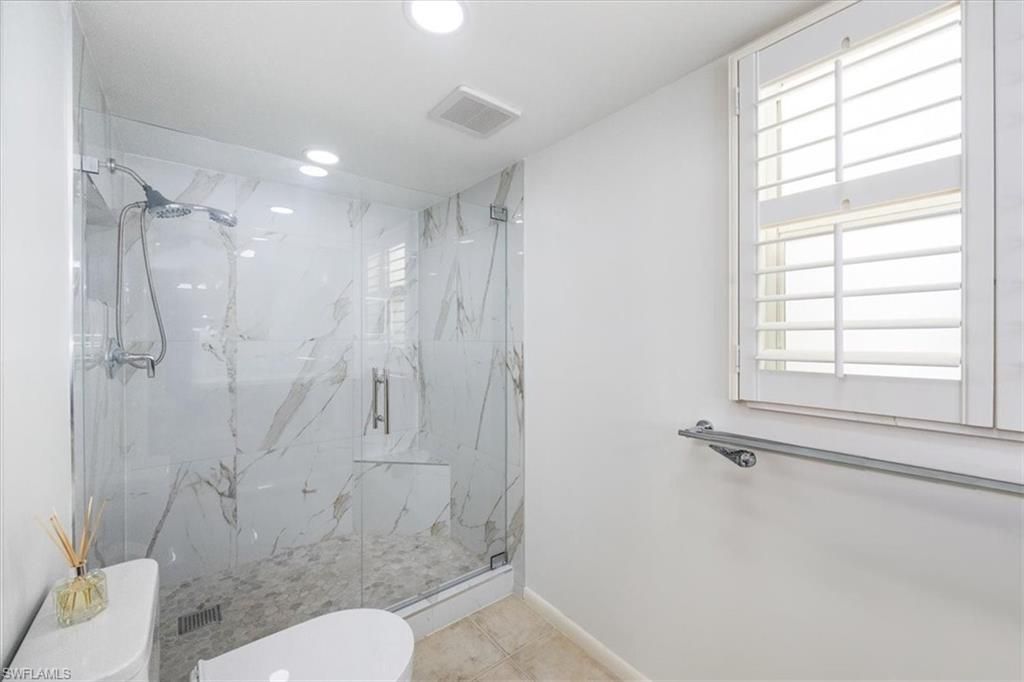 3200 Binnacle Dr, Unit C4, Naples, FL 34103 Photo