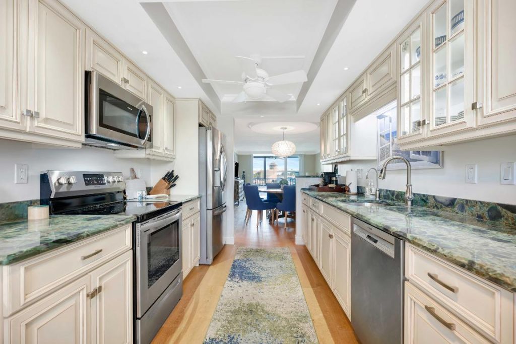 1542 Jupiter Cove Drive, Unit 307, Jupiter, FL 33469 Photo