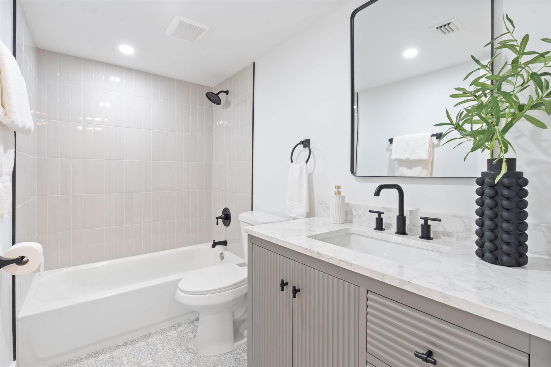 2455 Lindell Boulevard, Unit 3103, Delray Beach, FL 33444 Photo