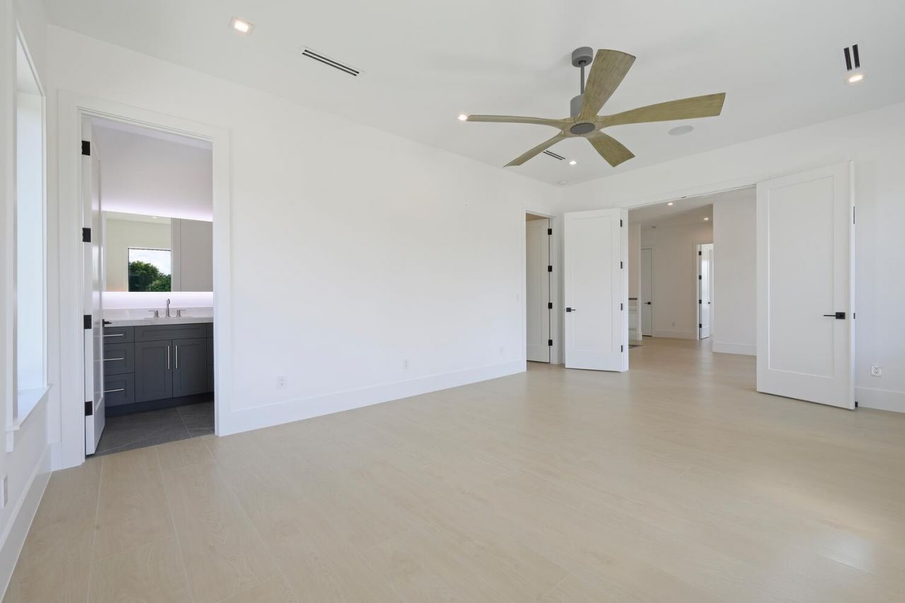 11288 W Teach Road, Palm Beach Gardens, FL 33410 Photo