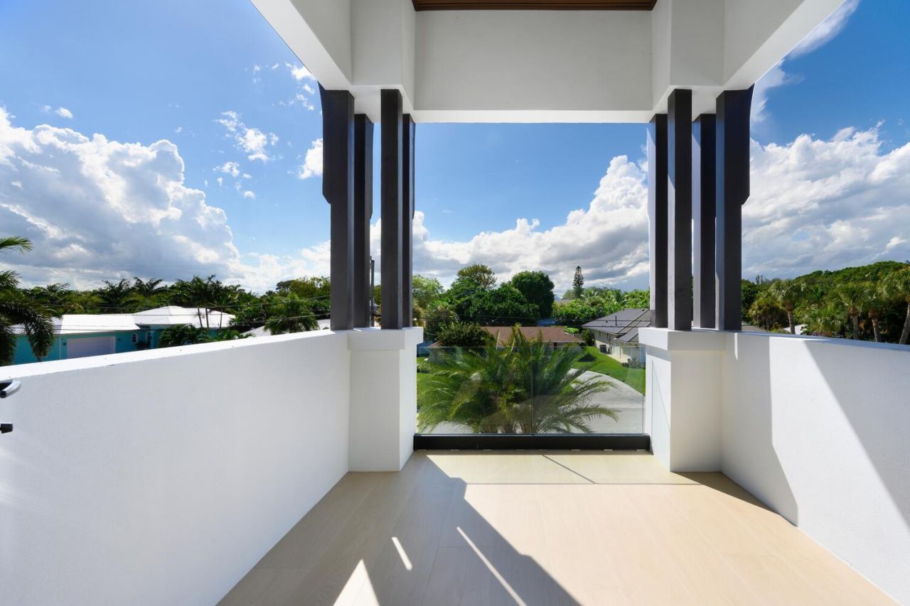 11288 W Teach Road, Palm Beach Gardens, FL 33410 Photo