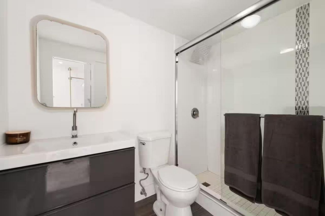 530 Ocean Drive, Unit 103A/104, Miami Beach, FL 33139 Photo