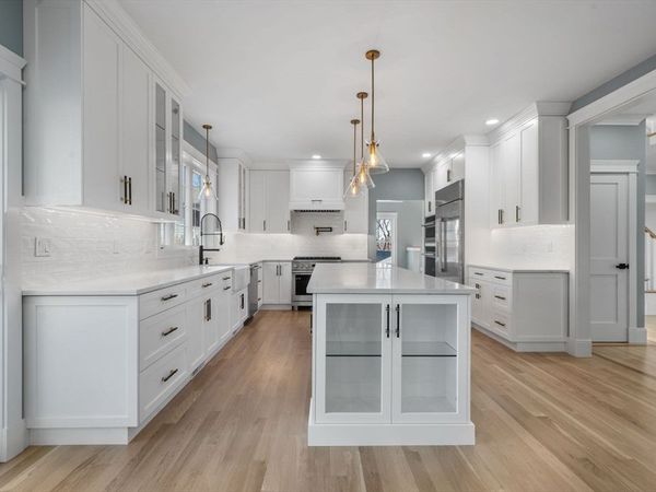 1A Highland Way, Burlington, MA 01803