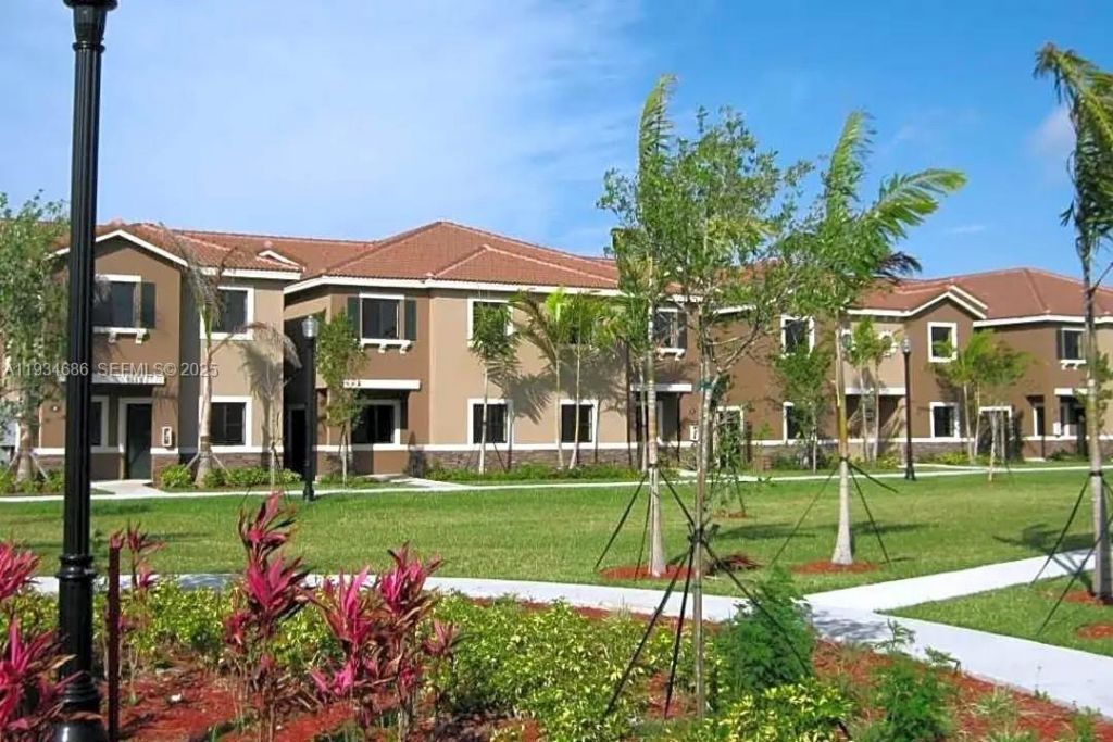 22831 SW 88 Pl, Unit 205, Cutler Bay, FL 33190 Photo