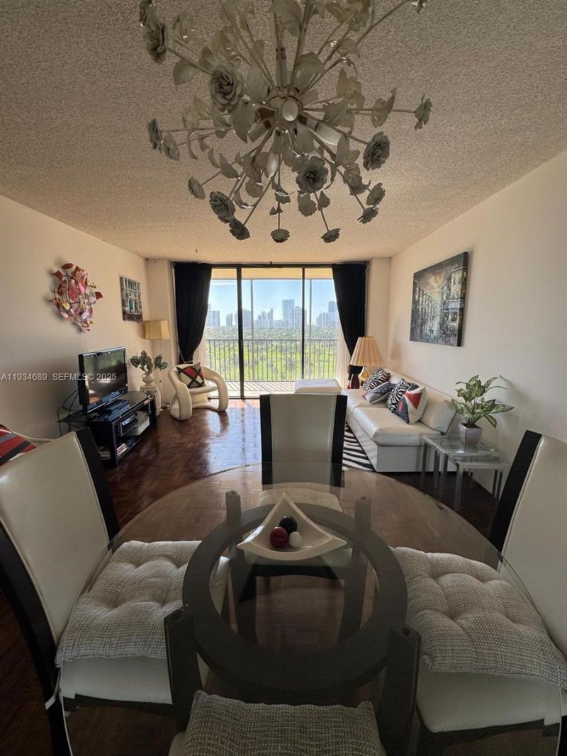 20335 W Country Club Dr, Unit 1105, Aventura, FL 33180 Photo