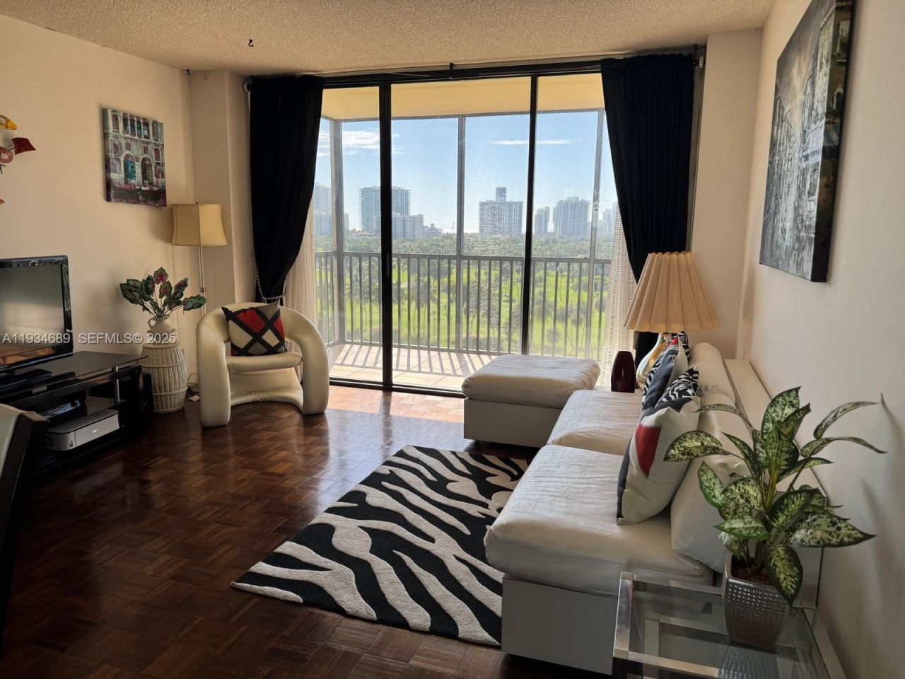 20335 W Country Club Dr, Unit 1105, Aventura, FL 33180 Photo