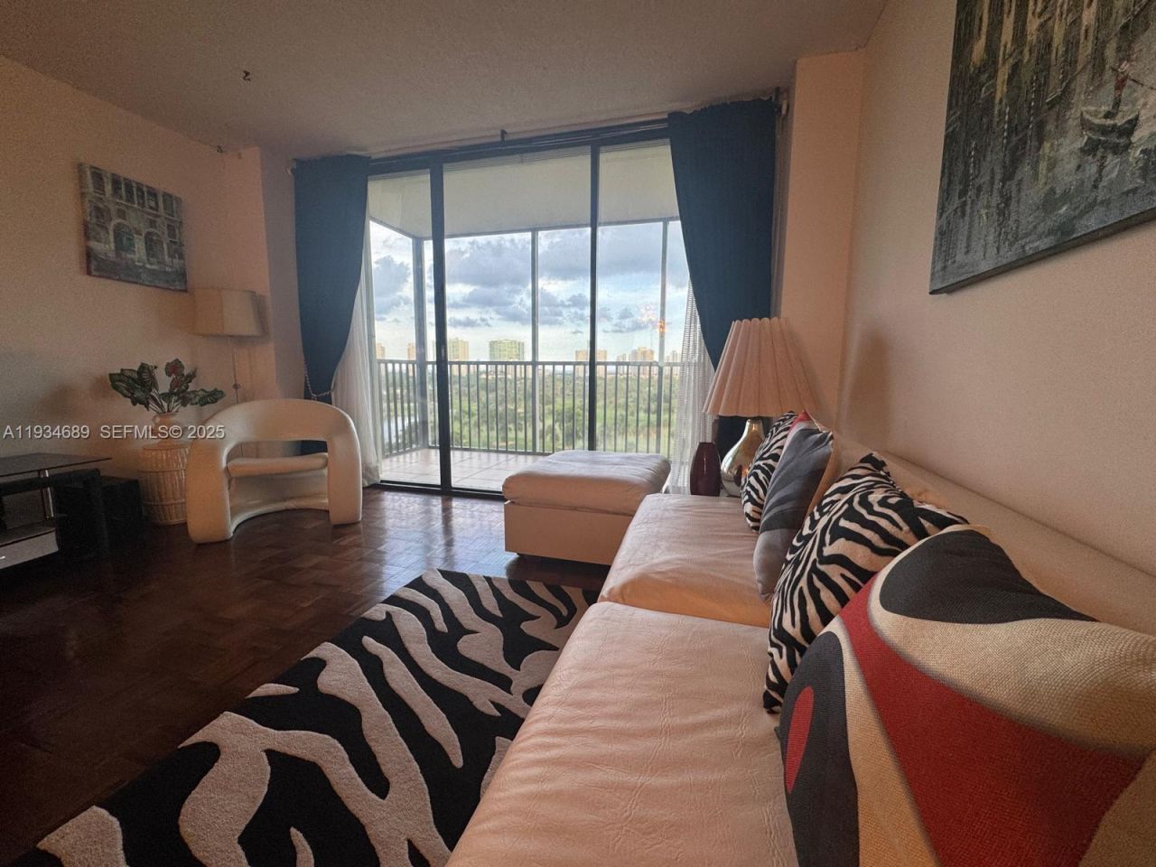 20335 W Country Club Dr, Unit 1105, Aventura, FL 33180 Photo