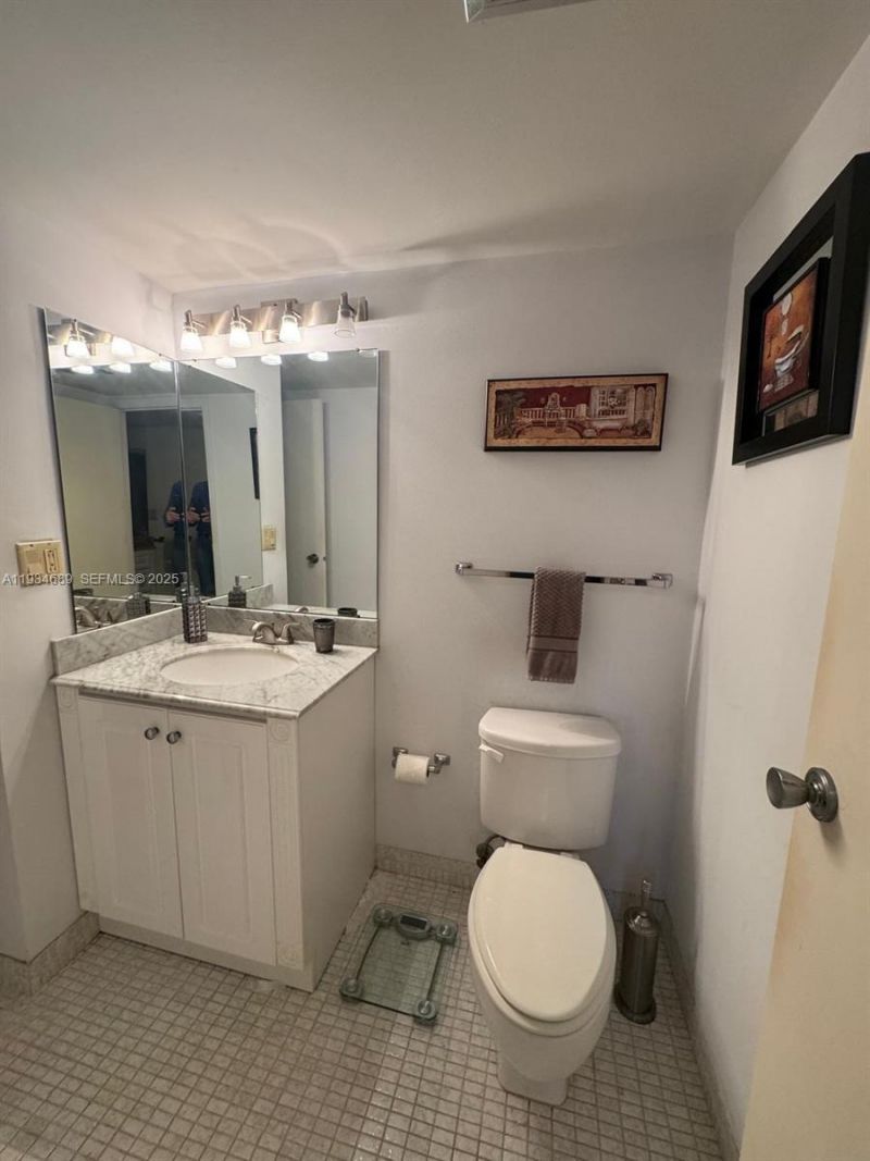 20335 W Country Club Dr, Unit 1105, Aventura, FL 33180 Photo