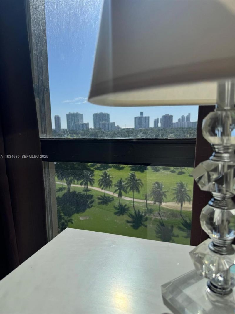 20335 W Country Club Dr, Unit 1105, Aventura, FL 33180 Photo