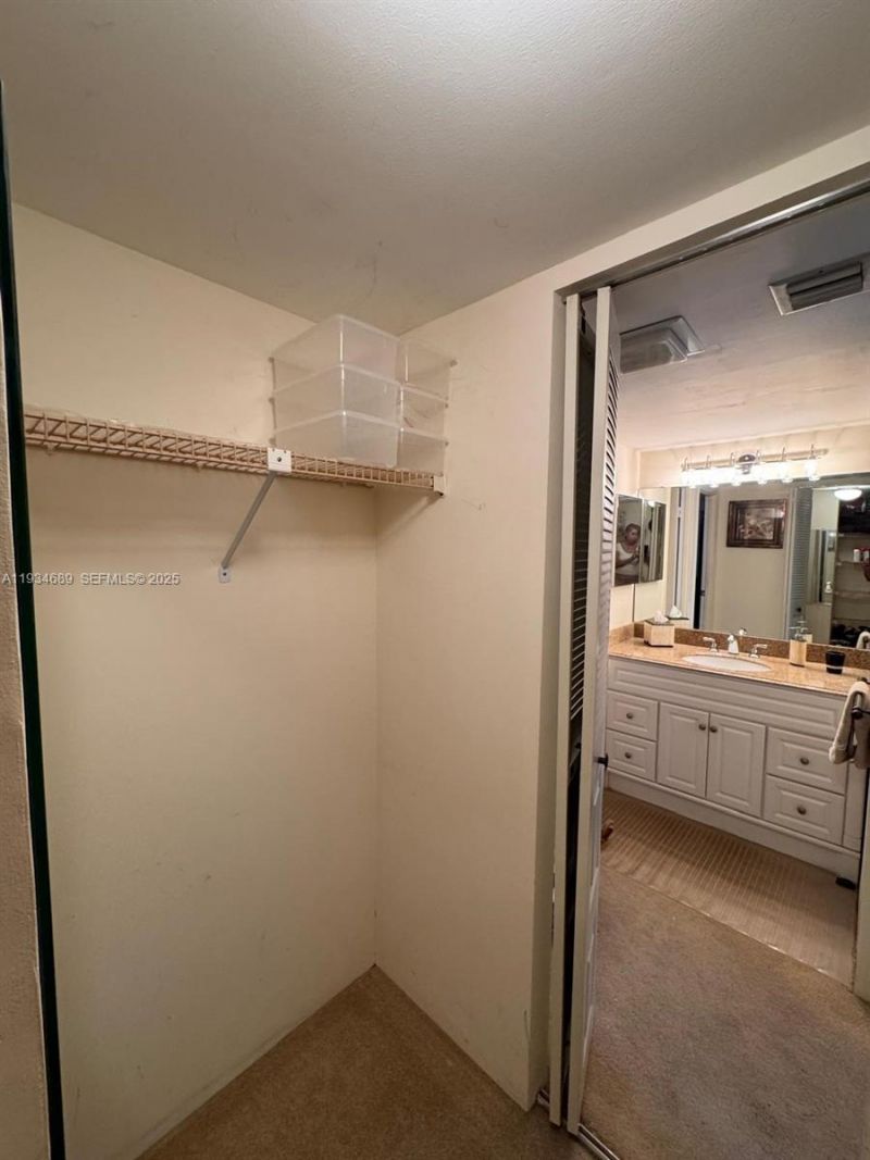 20335 W Country Club Dr, Unit 1105, Aventura, FL 33180 Photo