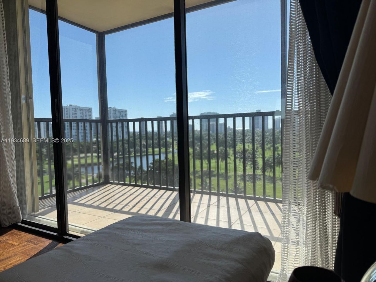 20335 W Country Club Dr, Unit 1105, Aventura, FL 33180 Photo