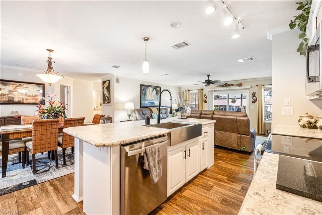 2862 York Rd, Saint James City, FL 33956 Photo