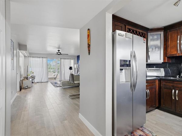 8330 Sands Point Boulevard, Unit 302, Fort Lauderdale, FL 33321