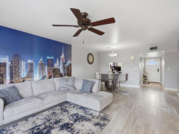 8330 Sands Point Blvd, Unit 302, Fort Lauderdale, FL 33321