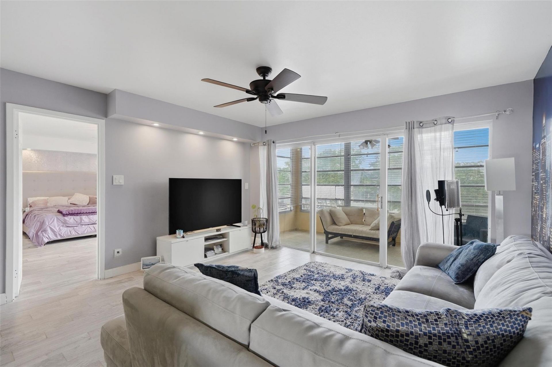 8330 Sands Point Boulevard, Unit 302, Fort Lauderdale, FL 33321 Photo