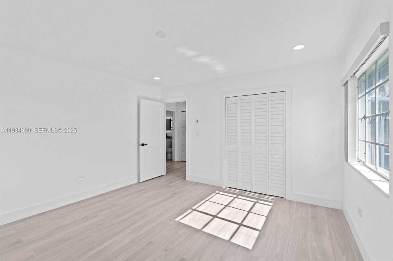 326 191st St, Sunny Isles Beach, FL 33160 Photo