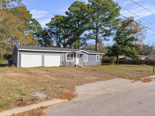 600 M L King Jr Boulevard, Athens, TX 75751