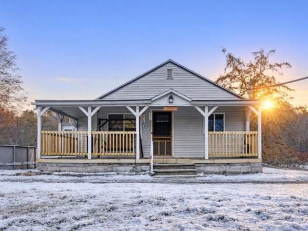 125 S Main Street, Mechanic Falls, ME 04256