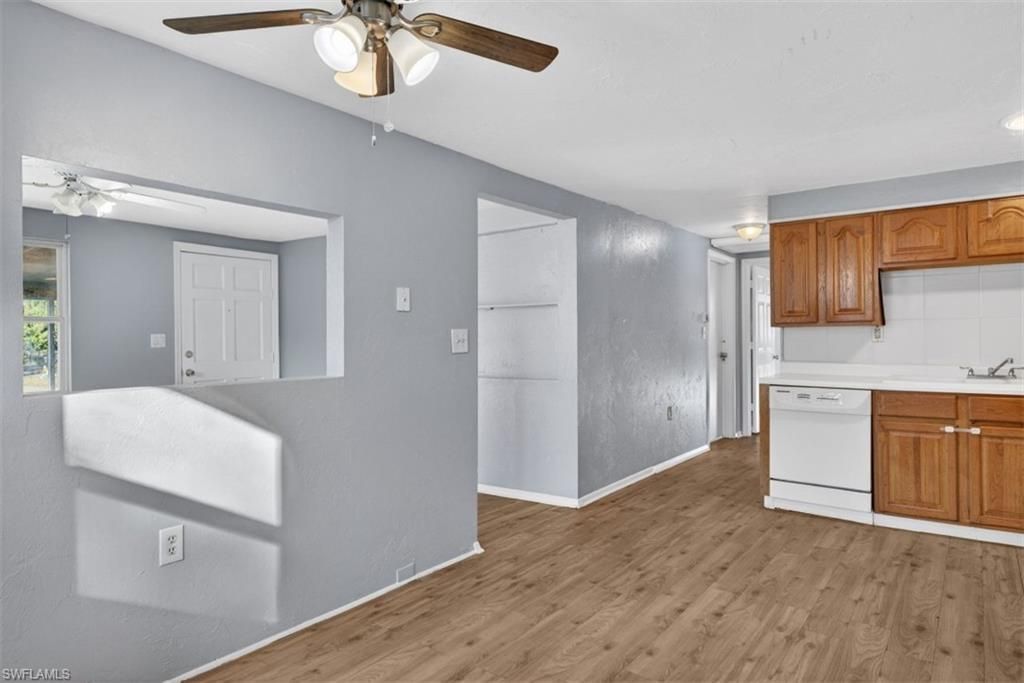 559 Clark St, North Fort Myers, FL 33903 Photo