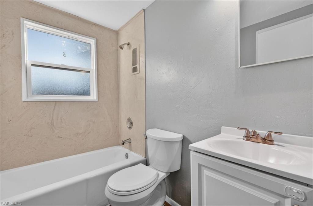 559 Clark St, North Fort Myers, FL 33903 Photo