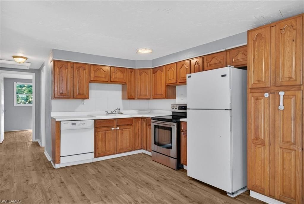 559 Clark St, North Fort Myers, FL 33903 Photo