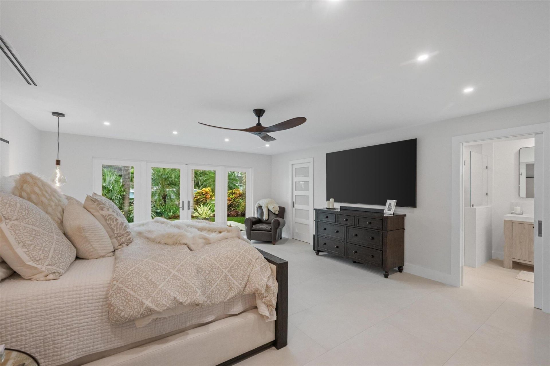 8884 SE Pelican Island Way, Hobe Sound, FL 33455 Photo