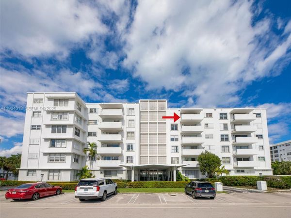 Unit 504, Bay Harbor Islands, FL 33154