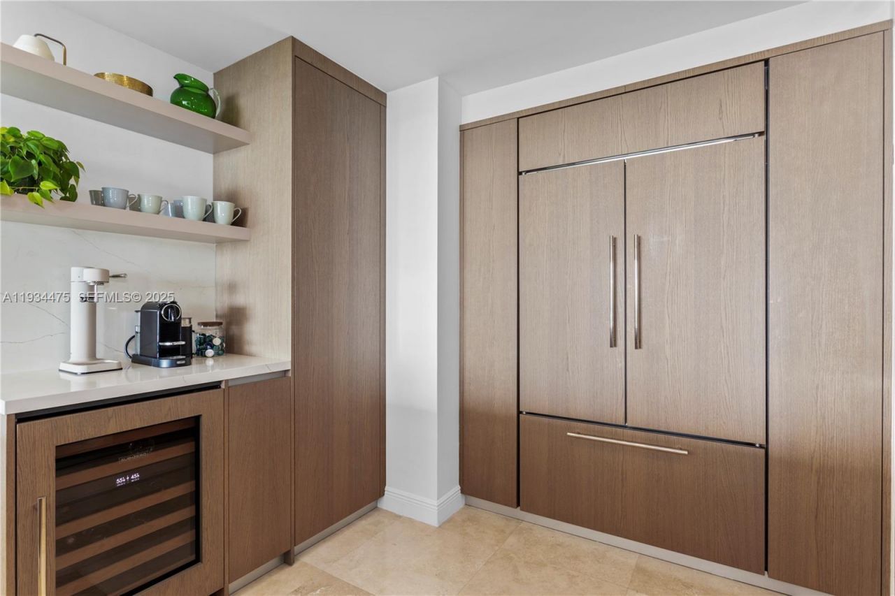 1331 Brickell Bay Dr , Unit 3007, Miami, FL 33131 Photo