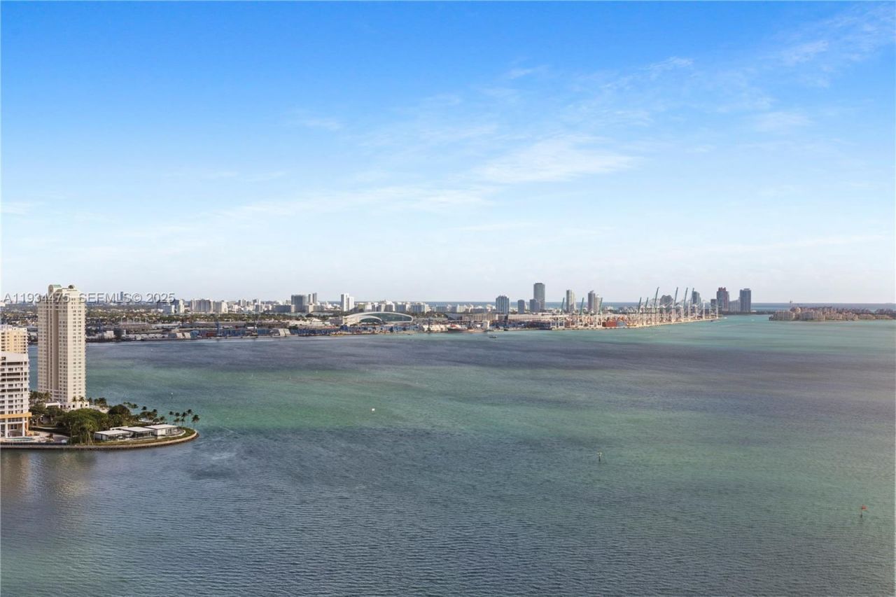 1331 Brickell Bay Dr , Unit 3007, Miami, FL 33131 Photo