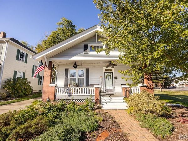 215 S Benton Street, Edwardsville, IL 62025