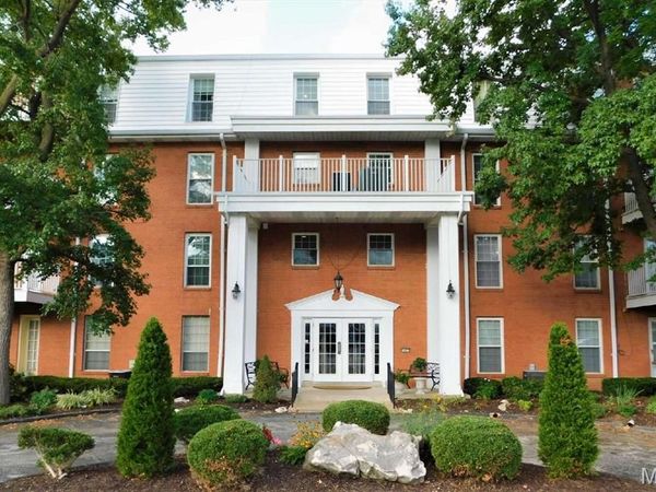 14471 Bantry Lane, Unit 11, Chesterfield, MO 63017