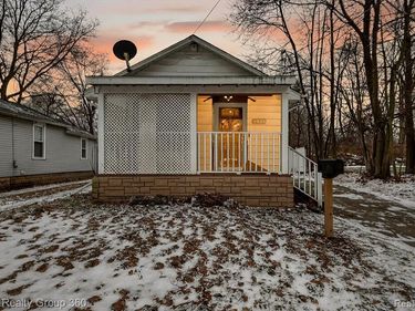 1520 Congress Street, Lansing, MI 48906