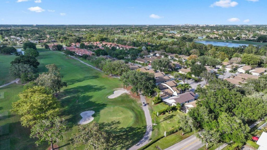 61 Ironwood Way N, Palm Beach Gardens, FL 33418 Photo