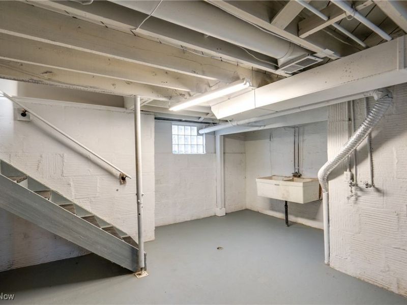 1835 Thornapple Avenue, Akron, OH 44301 Photo 32