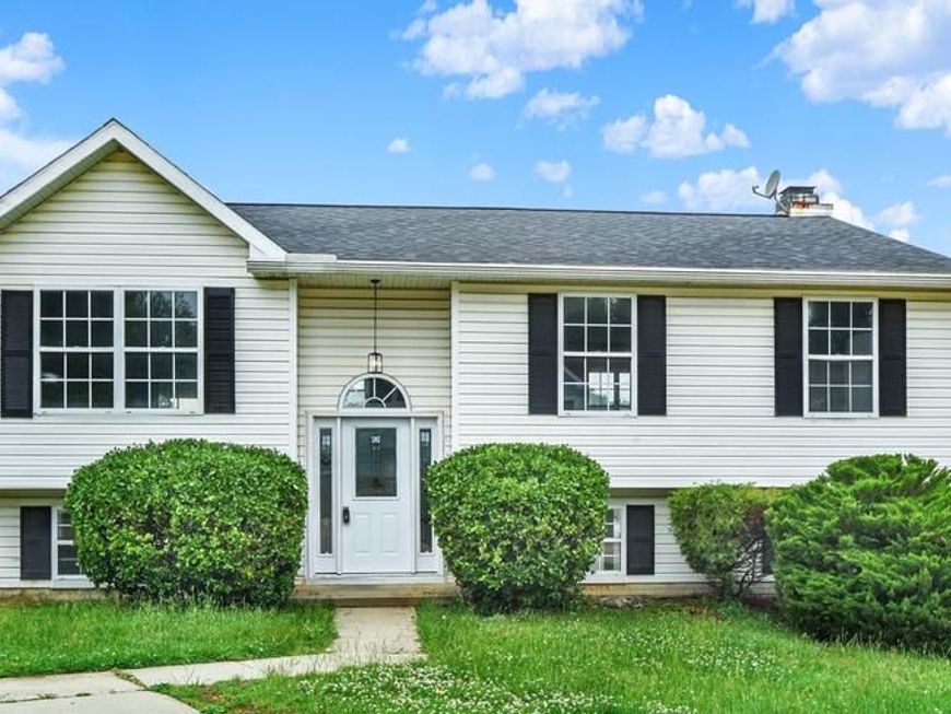 8 Rocky Lane, Baltimore, MD 21208 Main Photo
