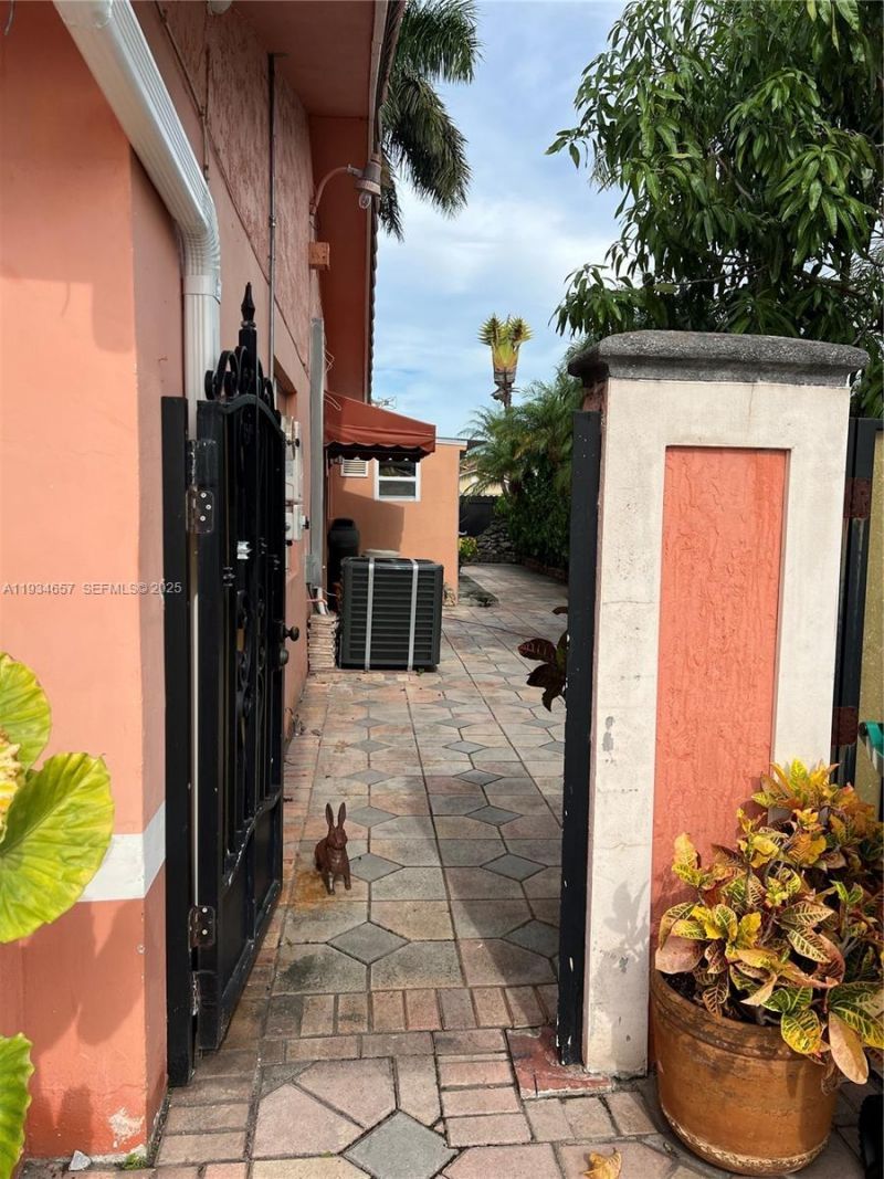 15005 SW 64th St, Unit 15005, Miami, FL 33193 Photo