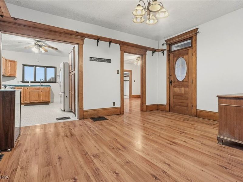 4692 Beechwood Avenue NE, Paris, OH 44669 Photo 5