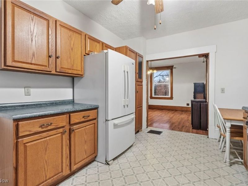 4692 Beechwood Avenue NE, Paris, OH 44669 Photo 7