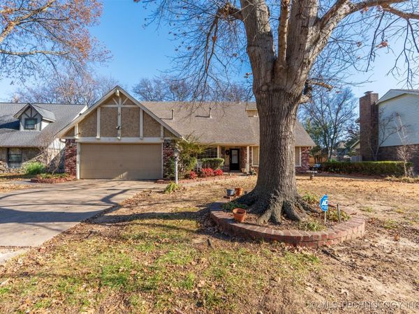 6915 S 77th East Avenue E, Tulsa, OK 74133