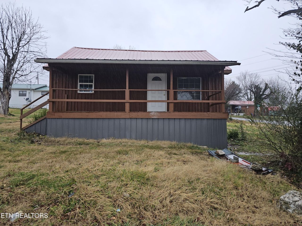 1416 Hickory St, Tazewell, TN 37879 Main Photo