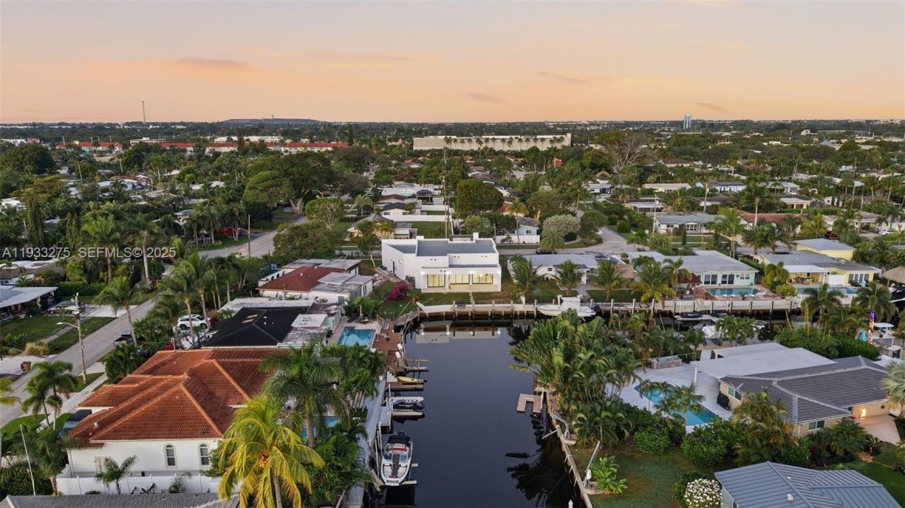 1304 SE 10th Ter, Deerfield Beach, FL 33441 Photo