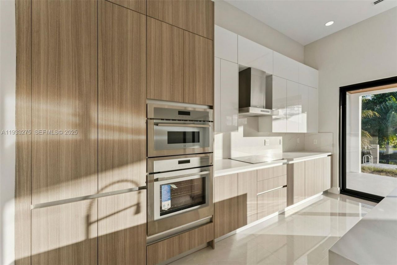 1304 SE 10th Ter, Deerfield Beach, FL 33441 Photo