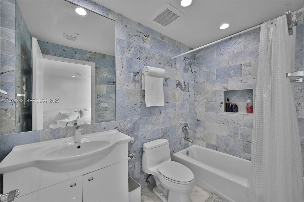 1850 S Ocean Dr , Unit PH4405, Hallandale Beach, FL 33009 Photo