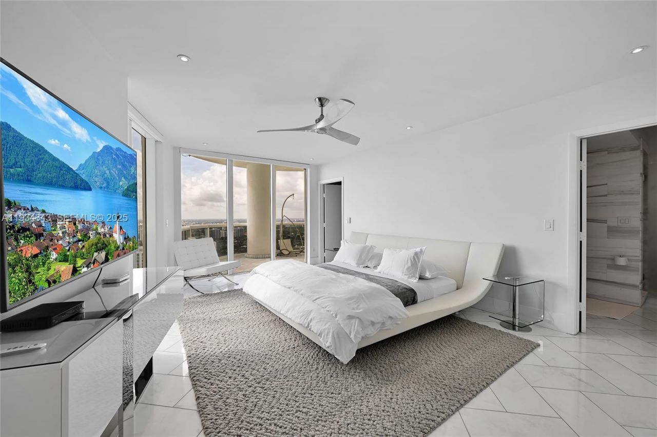 1850 S Ocean Dr , Unit PH4405, Hallandale Beach, FL 33009 Photo