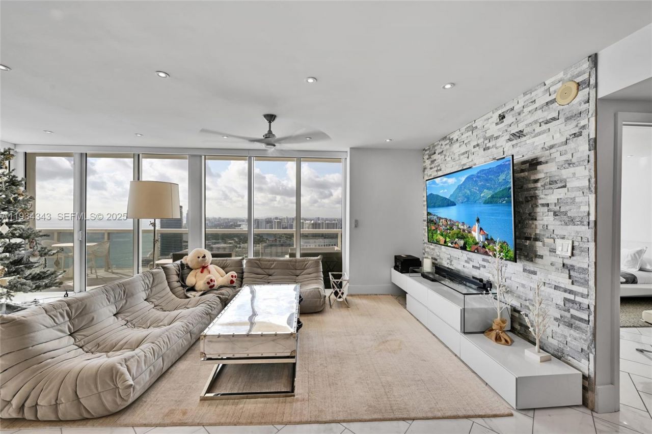 1850 S Ocean Dr , Unit PH4405, Hallandale Beach, FL 33009 Photo